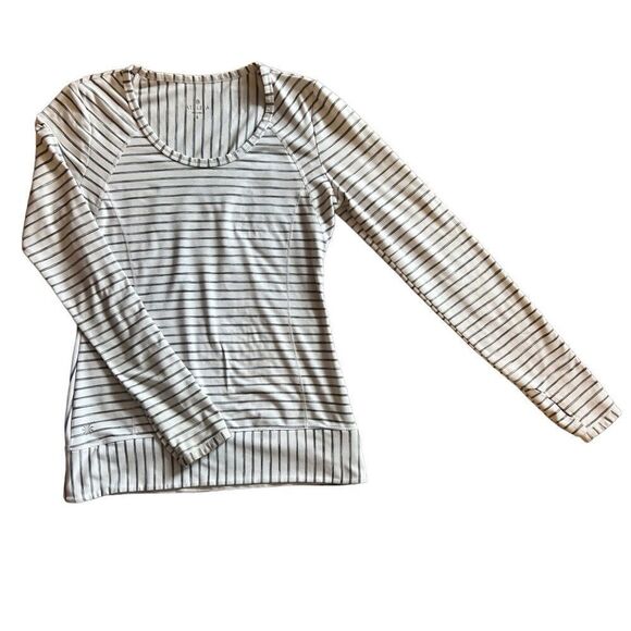 Athleta Space Dye Striped Shirt. White and Blue. Great Condition!! Size Small - Picture 1 of 12